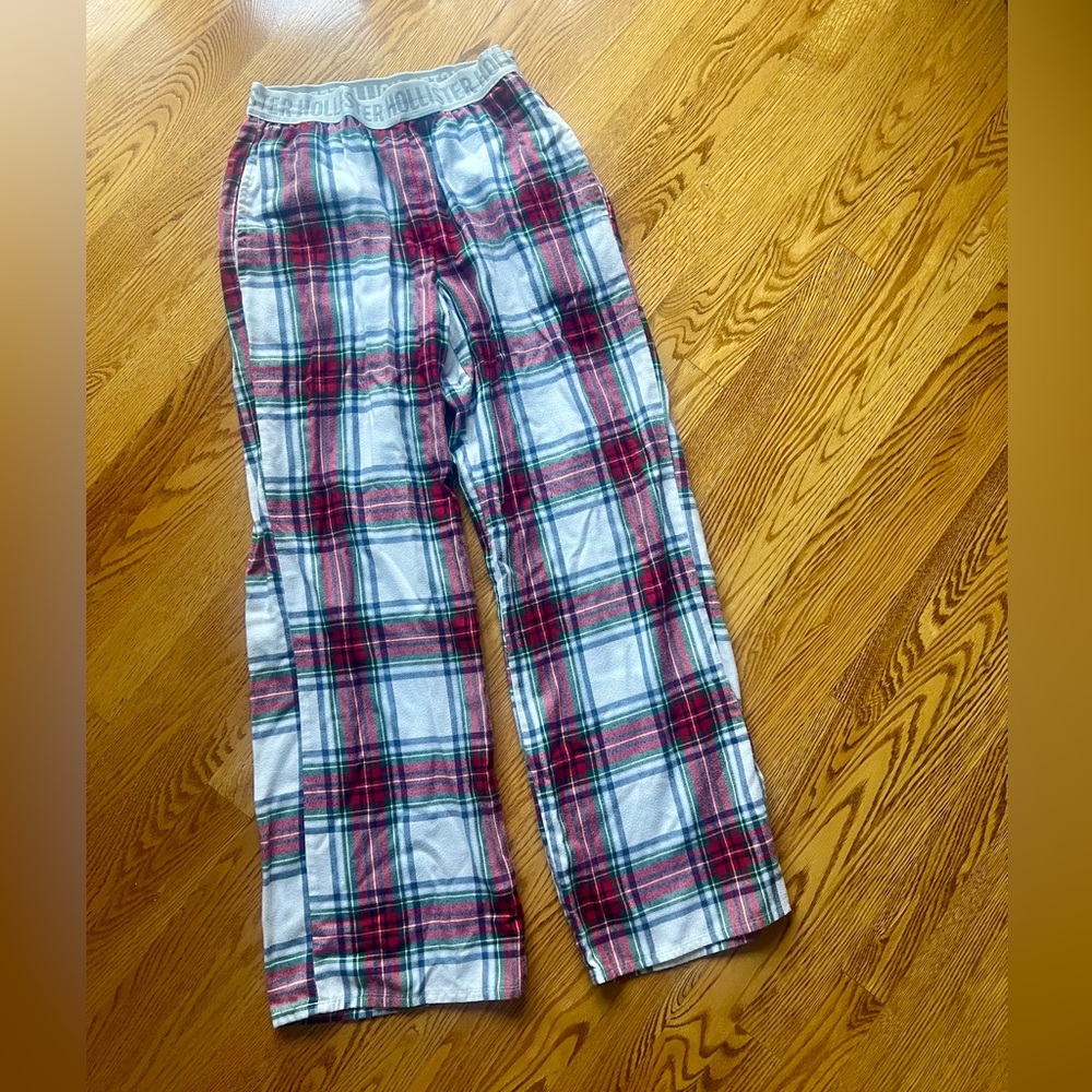 Hollister Red and White Checkered Pants Size XS